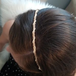 unknown Accessories - Beaded hair band! unknown Accessories - Beaded hair band!